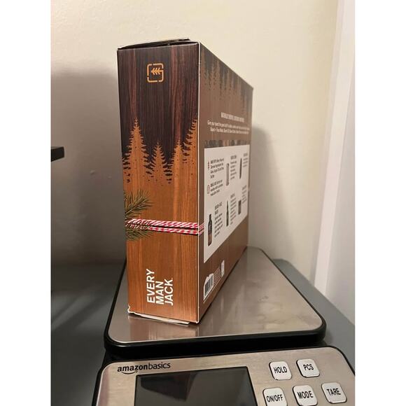 Every Man Jack Sandalwood Beard Grooming Collection - Picture 4 of 6